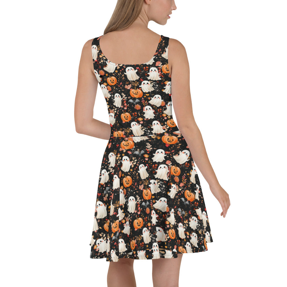 Cute'n Spooky Ghosts, Pumpkins and Bats! Perfect for the fall or spooky season! This Skater Dress is perfect for work, play or browsing those hometown fall festivals!